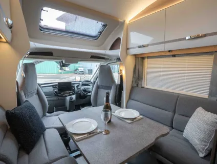 Swift Voyager 584 130BHP 2026