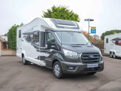 Swift Voyager 584 165BHP Auto 2026