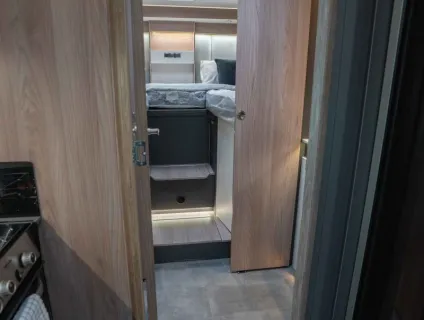 Swift Voyager 584 130BHP 2026