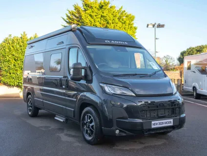 Adria Twin Supreme 600 SPB 140BHP 2026