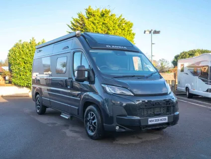Adria Twin Supreme 600 SPB 140BHP 2026