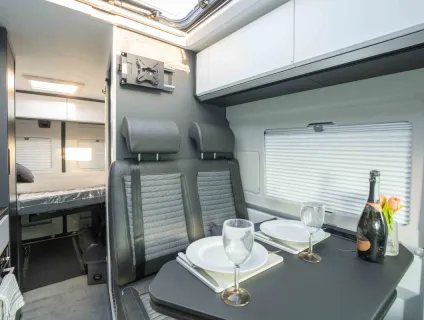 Adria Twin Supreme 600 SPB 140BHP Auto 2026