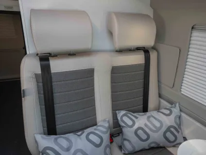 Adria Twin 640 SGX 60Y 140BHP Auto 2026