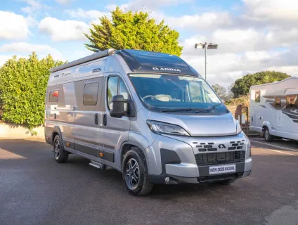 Adria Twin Supreme 640 SLB 140BHP Auto 2026