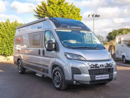 Adria Twin Supreme 640 SLB 140BHP Auto 2026