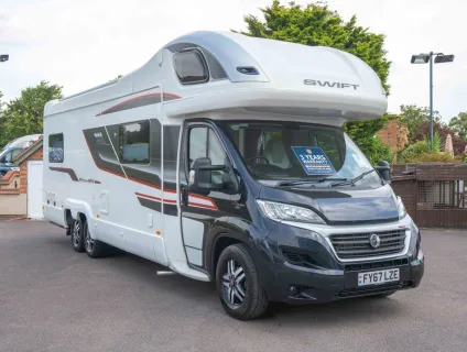Swift Kon-Tiki 649 Black Edition Hi Line 180BHP 2017