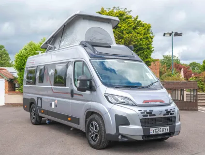 Autotrail Adventure 65 140BHP Auto 2025