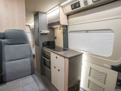Autotrail Adventure 65 140BHP Auto 2025