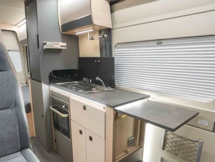 Autotrail Adventure 65 140BHP Auto 2025