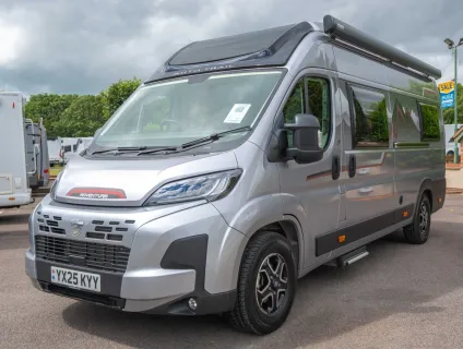 Autotrail Adventure 65 140BHP Auto 2025