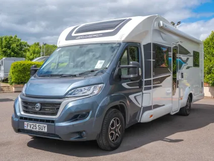 Swift Escape 674 140BHP Auto 2024