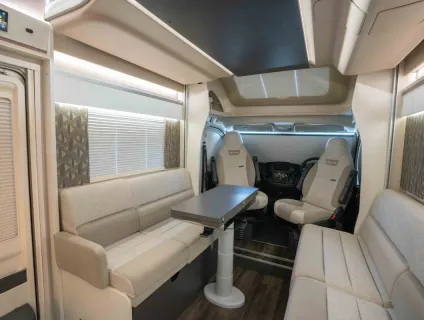 Swift Escape 674 140BHP Auto 2024