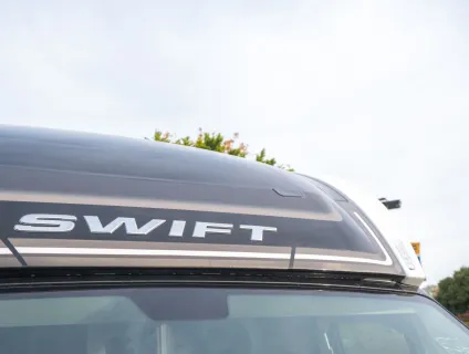 Swift Kon-Tiki 894 180BHP Auto 2026