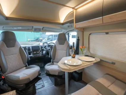 Autotrail Expedition 68 140BHP Auto 2026