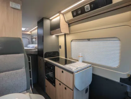 Autotrail Expedition 68 140BHP Auto 2026