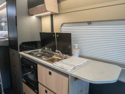 Autotrail Expedition 68 140BHP Auto 2026