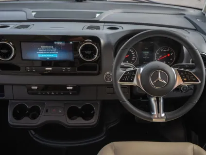 Rapido i196M Distinction 170BHP Auto 2025