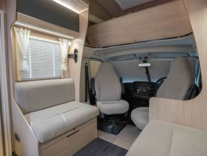 Autotrail Expedition C73 140BHP 2023