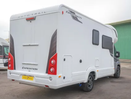 Autotrail Expedition C73 140BHP Auto 2026