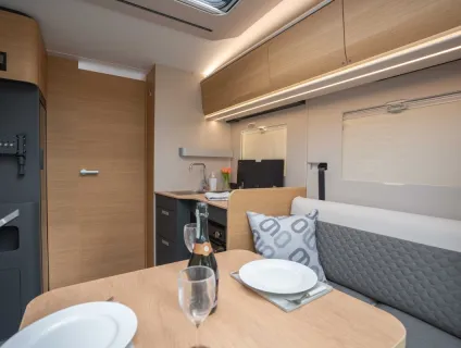 Adria Coral 670 DL 60Y 140BHP Auto 2026