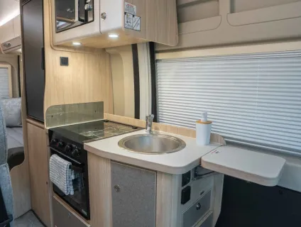 Elddis Evolution CV40 140BHP Auto 2026