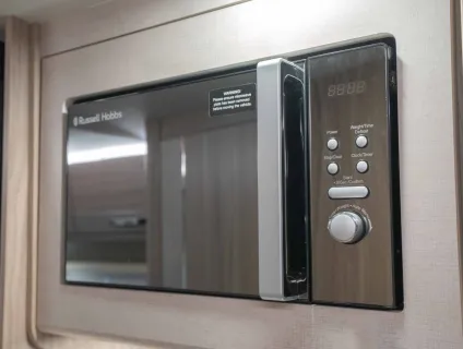Elddis Evolution CV40 140BHP 2023
