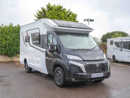 Elddis Evolution 105 140BHP Auto 2026
