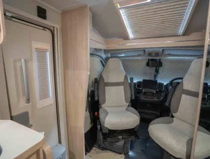 Elddis Evolution 120 140BHP Auto 2025
