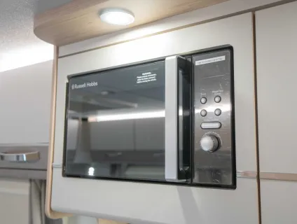 Elddis Evolution 120 140BHP Auto 2025