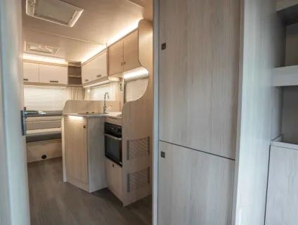 Autotrail F-Line F68 130BHP 2022