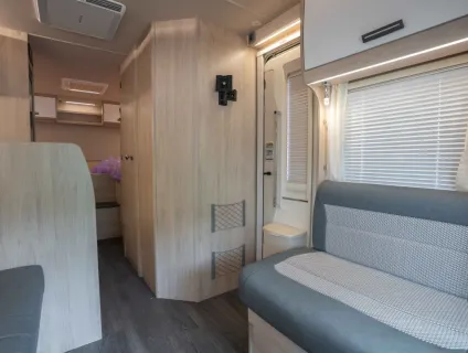 Autotrail F-Line F70 130BHP Auto 2022