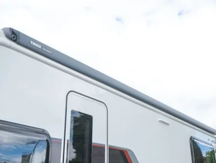Autotrail F-Line F70 130BHP Auto 2022