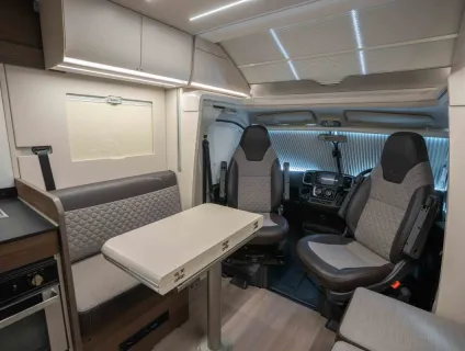Adria Matrix Supreme 670 DL 140BHP Auto 2024