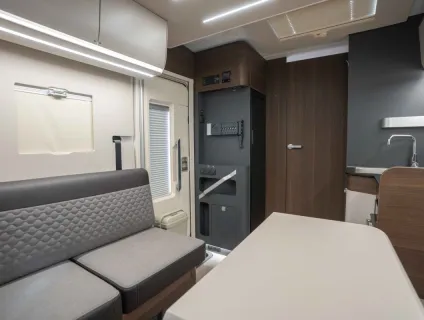 Adria Matrix Supreme 670 DL 140BHP Auto 2024
