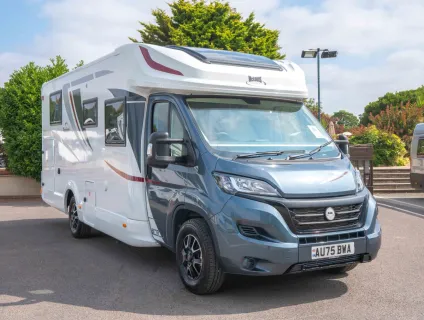 McLouis Fusion 373 140BHP 2024