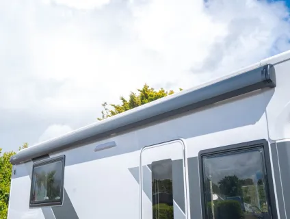 Sun Living S 72DL 165BHP Auto 2025