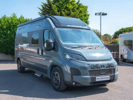 Adria Twin Supreme 600 SPB 140BHP Auto 2026