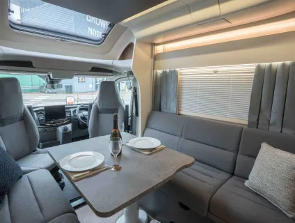 Swift Voyager 540 165BHP Auto 2026