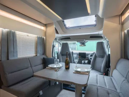 Swift Voyager 540 165BHP Auto 2026