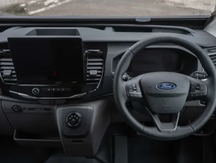 Swift Voyager 574 165BHP Auto 2026