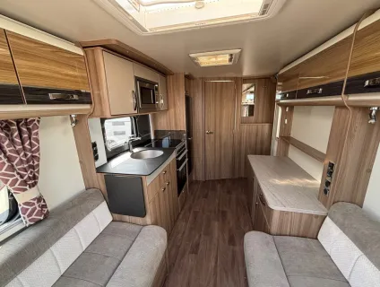 Swift Conqueror 480 2017
