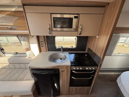 Swift Sienna 2 2021