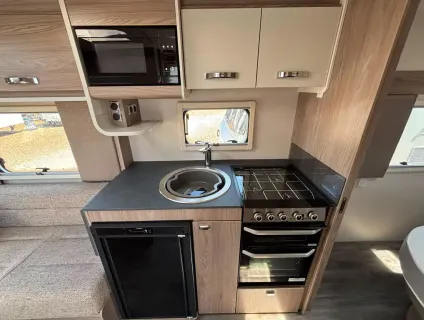 Swift Freestyle Se S 4 SB 2023
