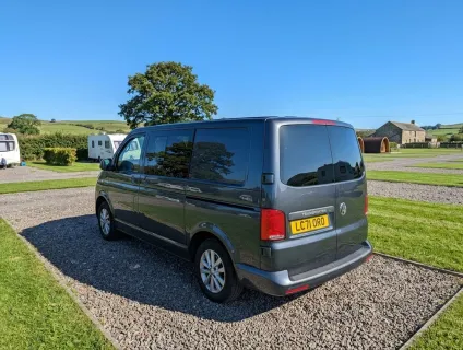 Volkswagen T6.1 Transporter T28 Highline DSG SWB 2021
