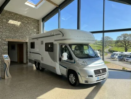 Auto-Trail Comanche 2012