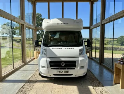 Swift Burstner 736 G Harmony Line 2012