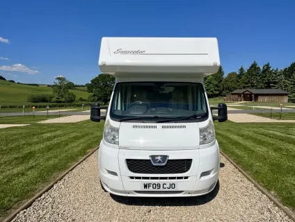 Elddis sunseeker 2009