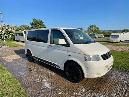 Volkswagen T30(T5) 2.5TDI LWB 2008