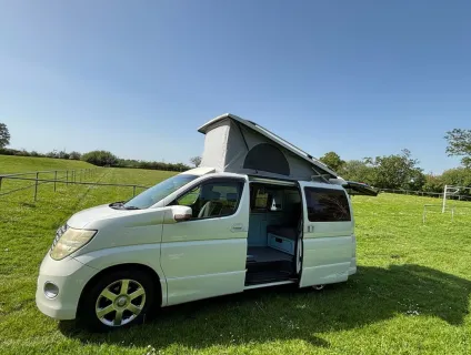 Nissan Elgrand 2006