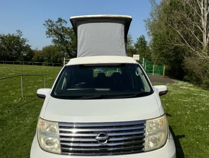 Nissan Elgrand 2006